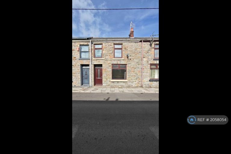3 bedroom house in Dumfries St, Treorchy, CF42 (3 bed) (#2058054)
