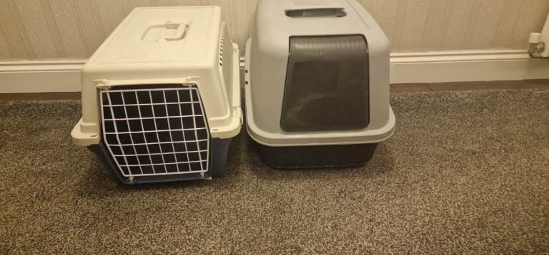 Cat Carrying Basket and Hooded Litter Tray