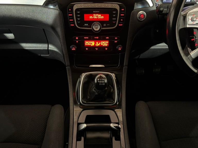 2014 FORD S-MAX TITANIUM 2.0 DIESEL TDCI 7 SEATER MPV 1 PREVIOUS OWNER 140 BHP