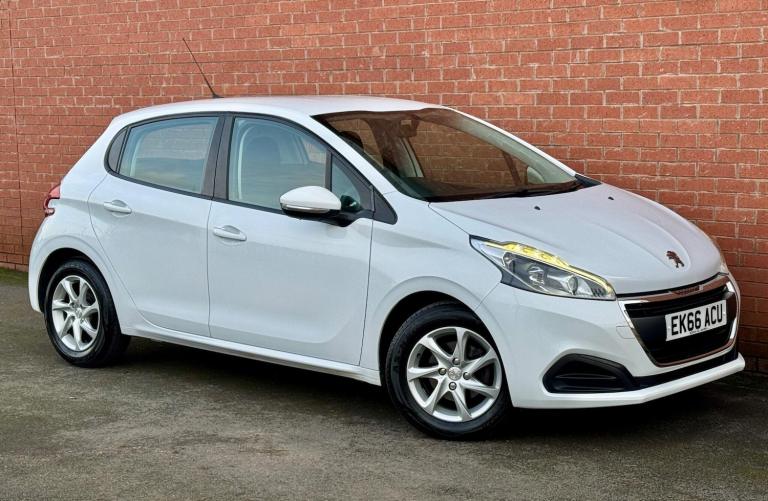 2016 Peugeot 208 1.2 PureTech 82 Active 5dr HATCHBACK PETROL Manual