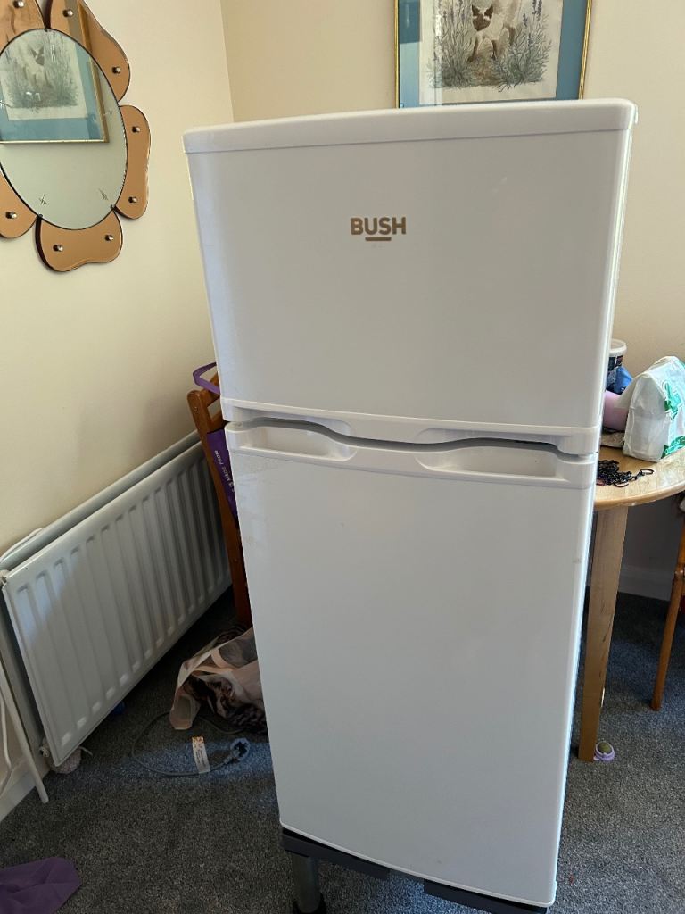  fridge wf small freezer