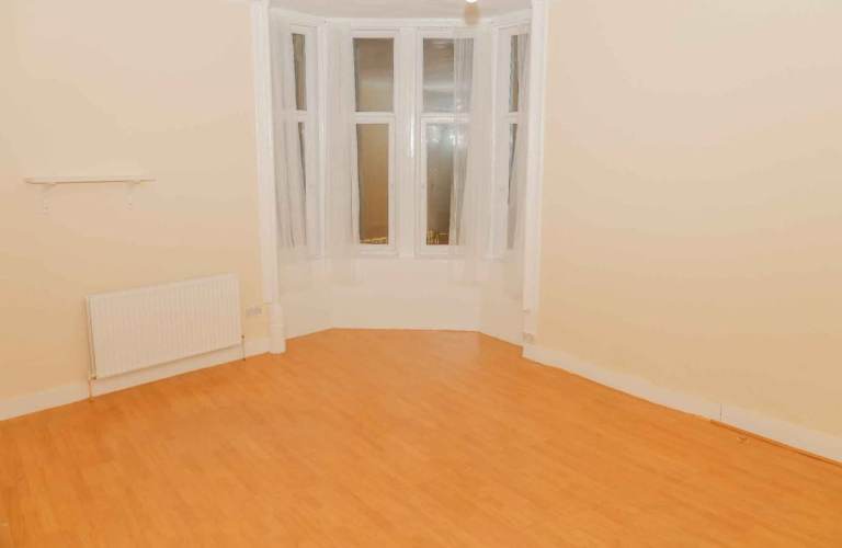 3 bedrooms flat in Glasgow South