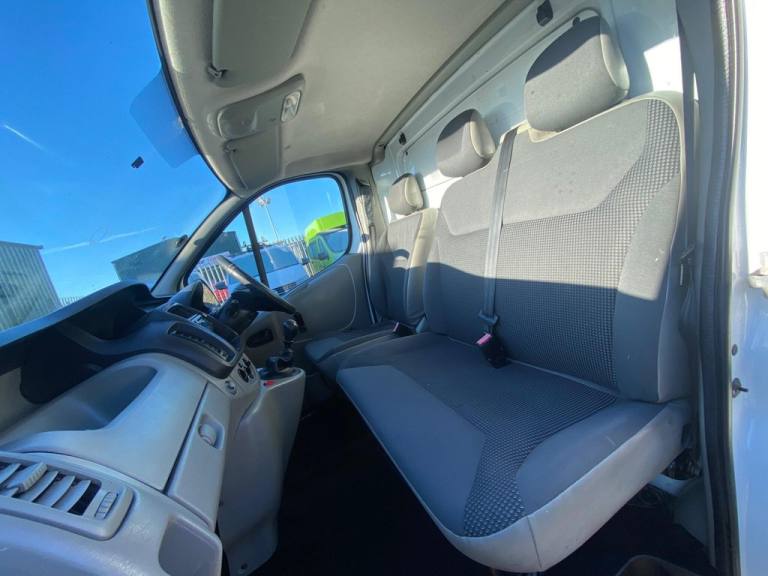 2013 Vauxhall Vivaro 2.0CDTI [115PS] Van 2.9t Euro 5 PANEL VAN DIESEL Manual