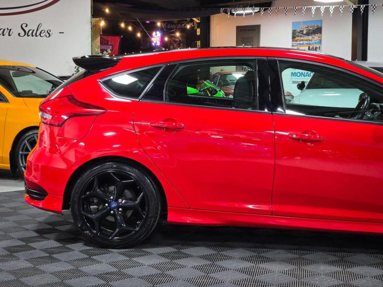 2015 Ford Focus 2.0T EcoBoost ST-3 5dr HATCHBACK PETROL Manual