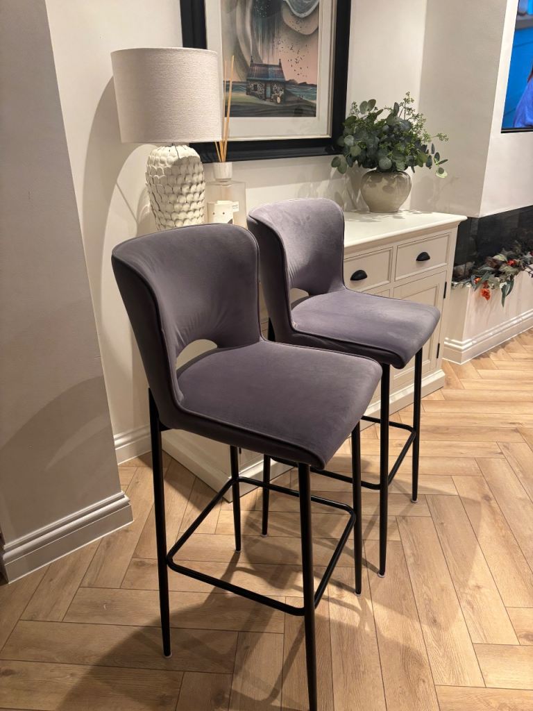 6 Grey Velvet Bar Stools – As Good As New