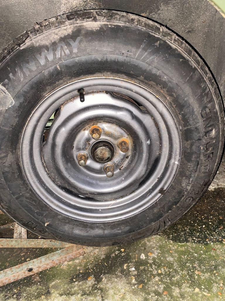 Classic Car Ford Mustang or MGB stud pattern would also fit Morris Minor or Morris Marine.