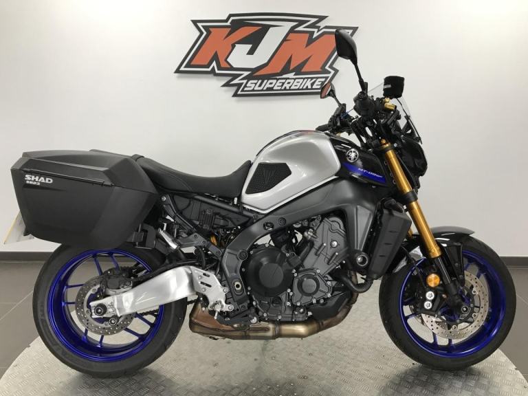 YAMAHA MT-09 SP, 2023/73, 1 OWNER, 5,186 MILES, LOTS OF EXTRAS INC LUGGAGE