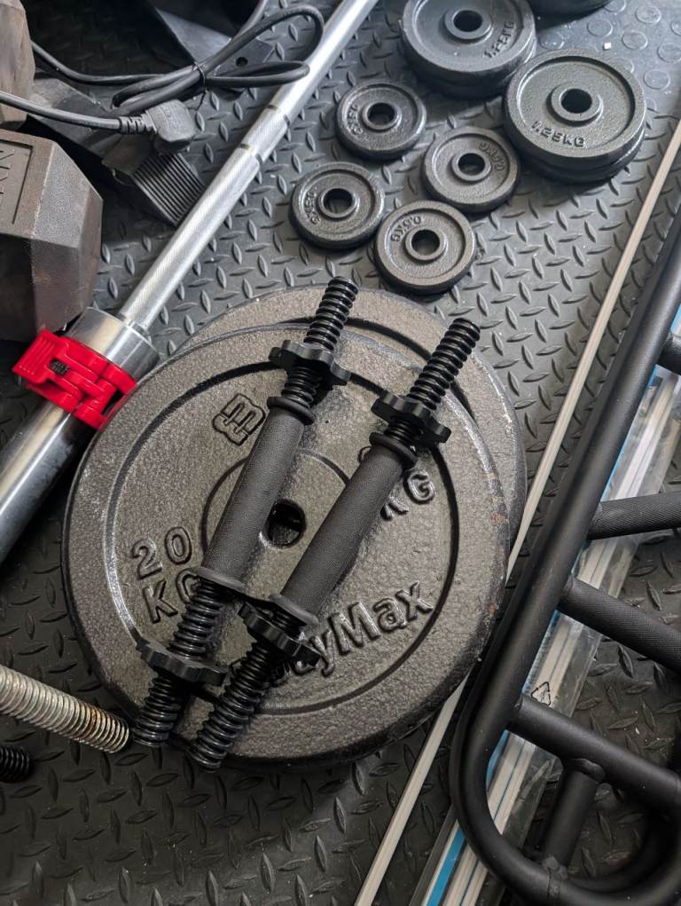 BodyMax Assorted Weight Plates & Bars – Good Condition