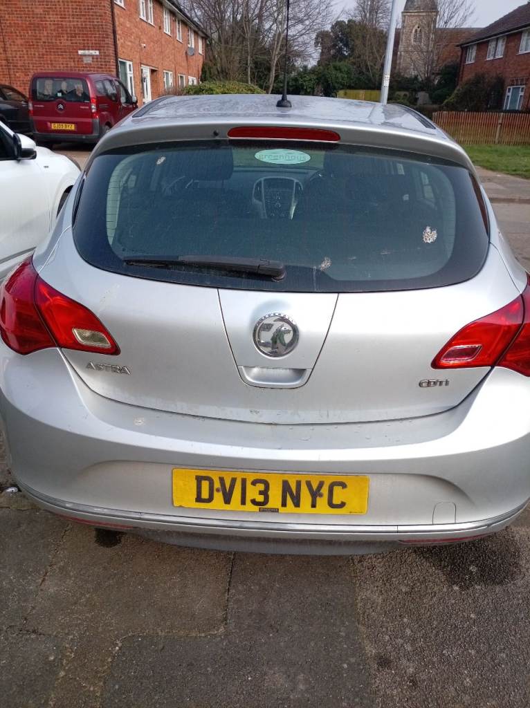 Vauxhall, ASTRA, Hatchback, 2013, Manual, 1686 (cc), 5 doors