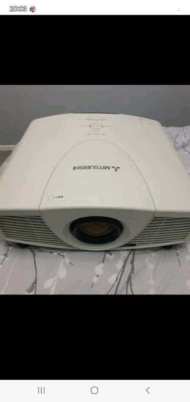 Mitsubishi projector