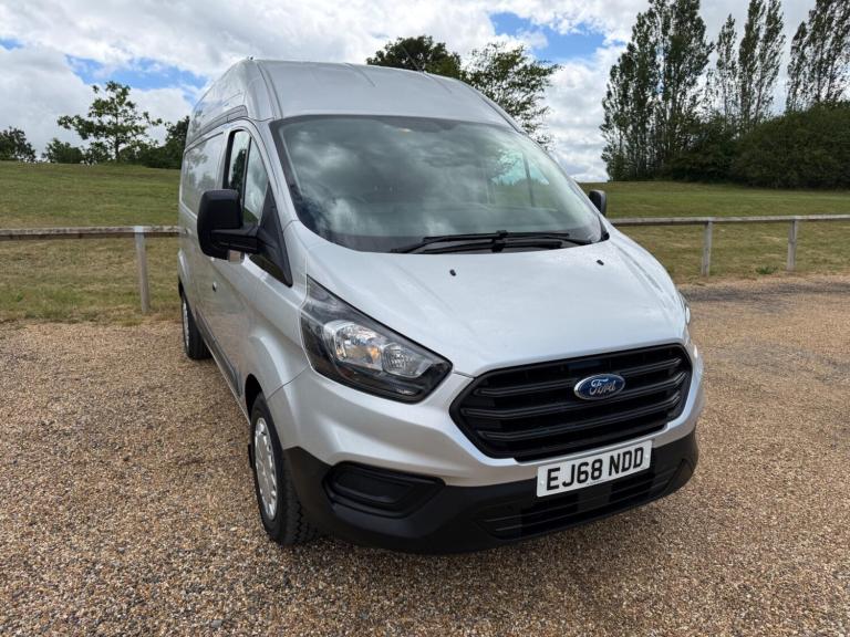 2018 Ford Transit Custom 2.0 320 EcoBlue L2 H2 Euro 6 5dr PANEL VAN Diesel Manual