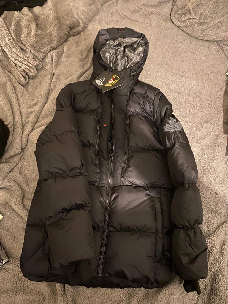 🔥 BNWT Zavetti Canada Novallini Puffer Jacket • Size XS • Jet Black • Collection / Postage 🔥