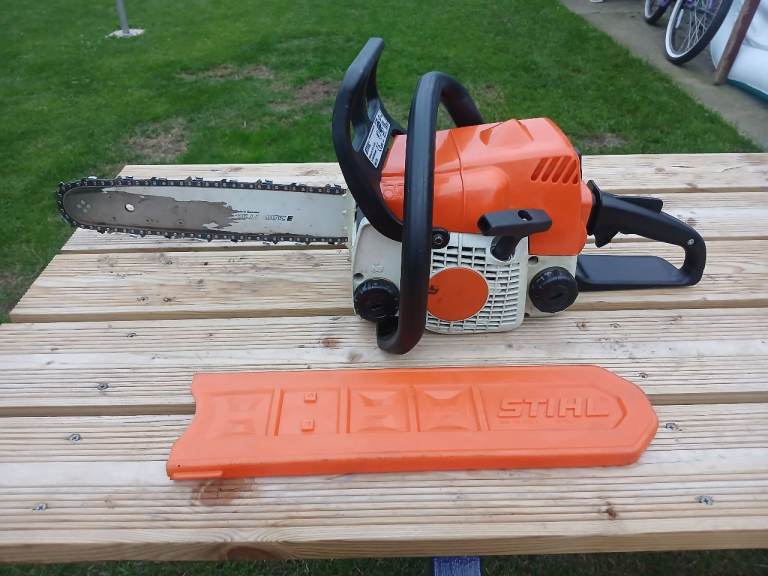 Stihl MS 170 Chainsaw with Bar Cover – Good Condition £140.