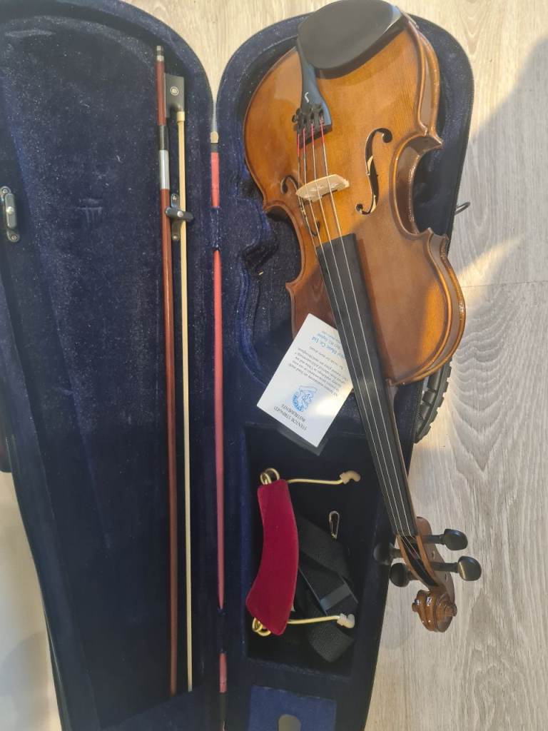 Stentor 4/4 Violin