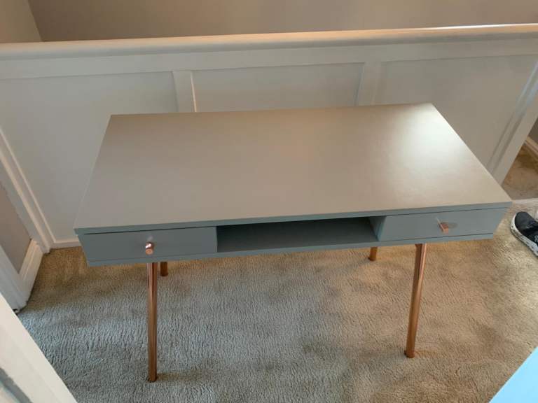 Lovely desk for home office! 