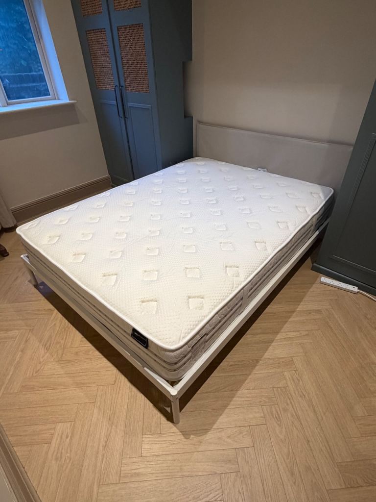 King size bed & mattress for sale 