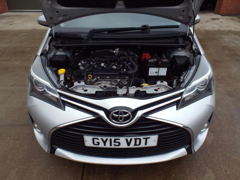  Toyota Yaris 1.33 Dual VVT-i Excel Euro 5 5dr Euro 5 Petrol Manual