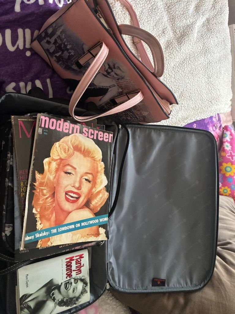 Marilyn Monroe Luggage Set and Handbags – As Good As New