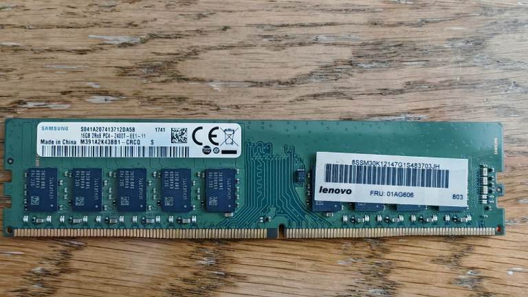 Samsung 1 x 16GB DDR4 PC4-2400T RAM ECC memory DIMM for PCs and servers