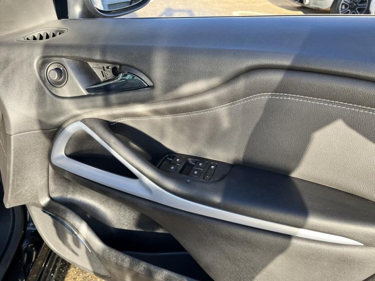 VAUXHALL ZAFIRA TOURER 1.4 i Turbo SRi Nav Black Manual Petrol 2017