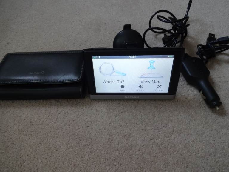 Garmin Sat Nav  - GPS - Full UK and European Maps - SatNav