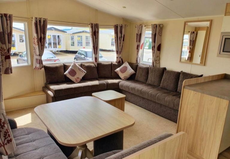 2 Bed Static Caravan Ashford - DSS accepted