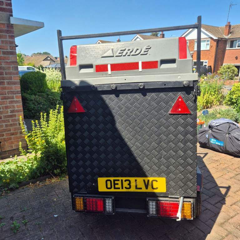 Custom Erde Trailer with ABS Hard Lid, Roof Bars & Loading Ramp – Perfect for Camping / Quads