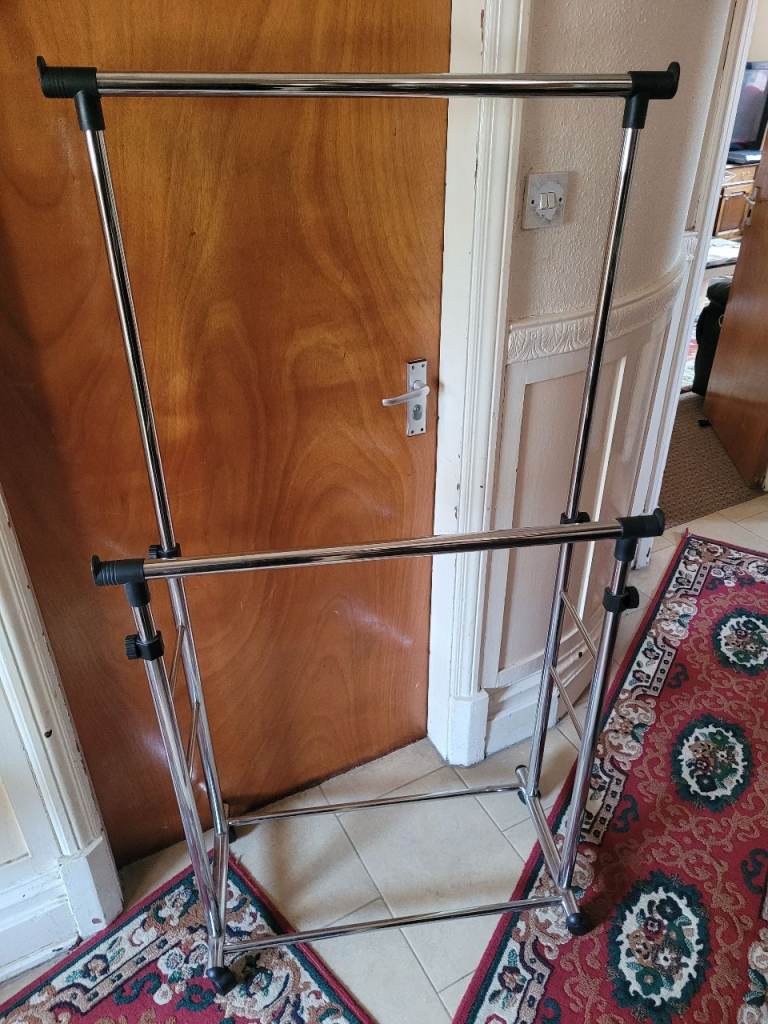 Adjustable Double Clothing Rail with Wheel ls – Chrome