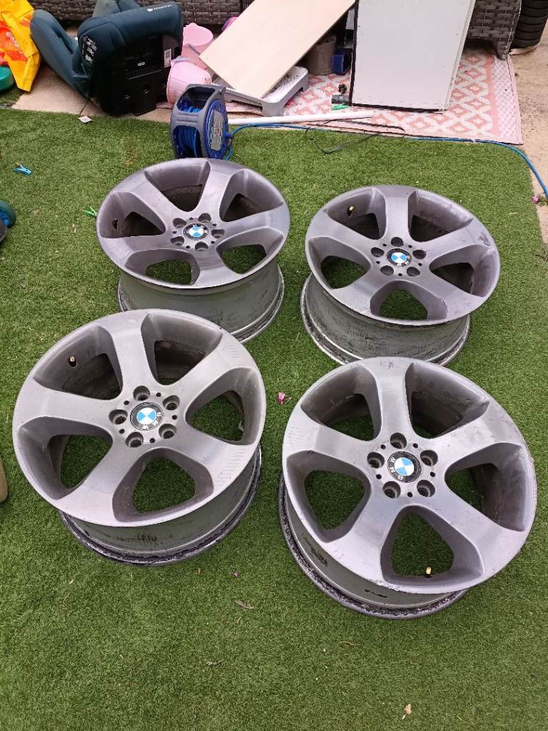 BMW X5 19 inch alloys 