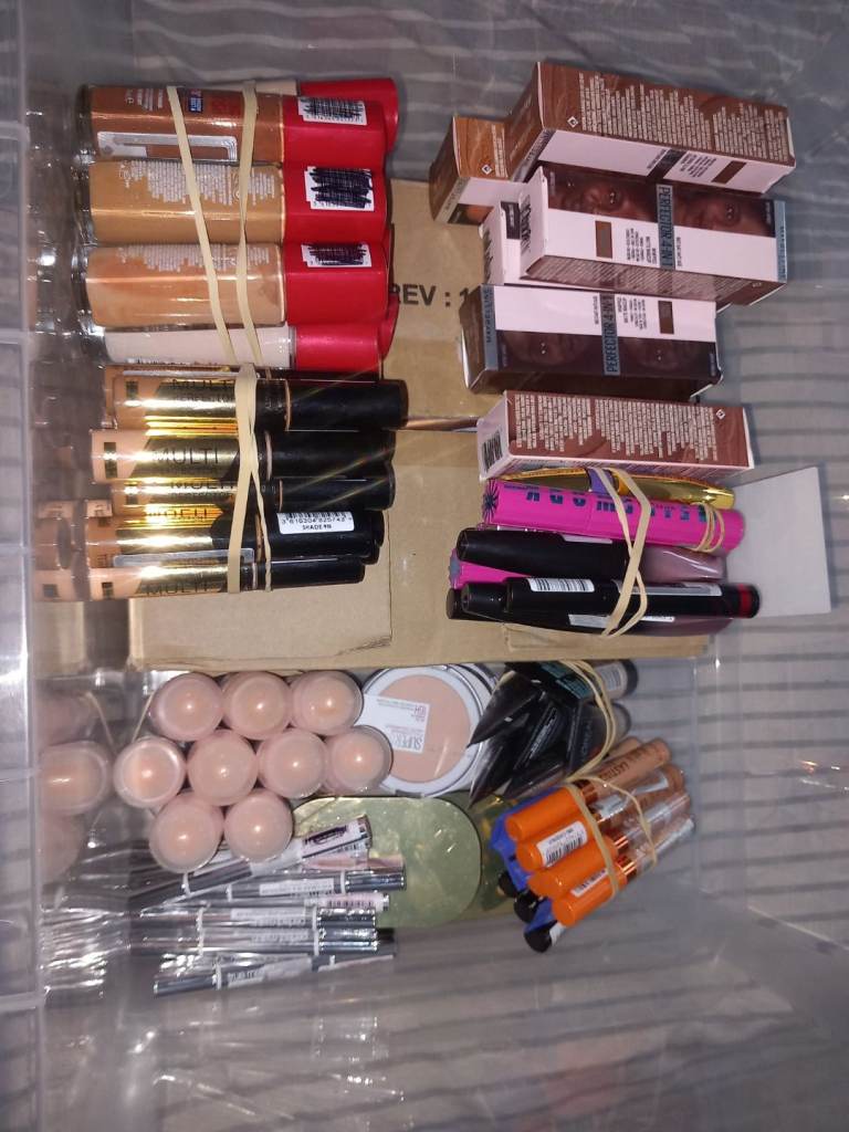 Large Job Lot of Mixed Make-up & Skincare - All New