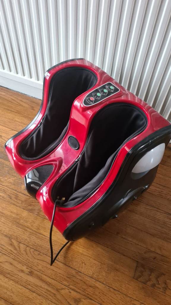 Electric foot massager 