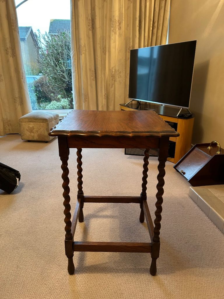 Twisted Barley oak Side Table