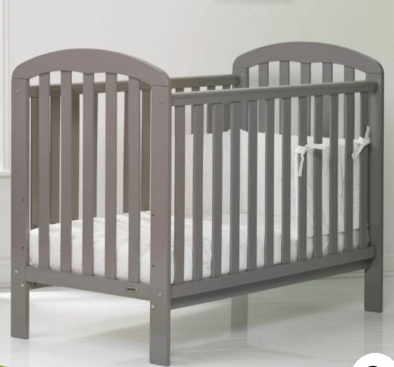 Obaby Lily Cot