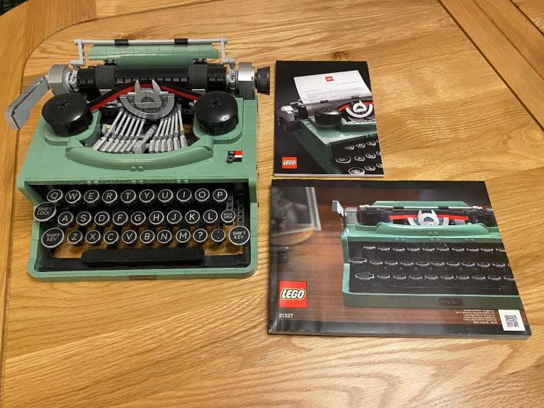 Lego Typewriter 21327 in excellent condition