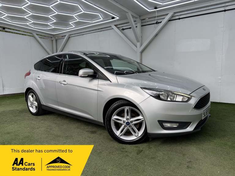 2015 Ford Focus 1.5 TDCi Zetec Euro 6 (s/s) 5dr HATCHBACK Diesel Manual