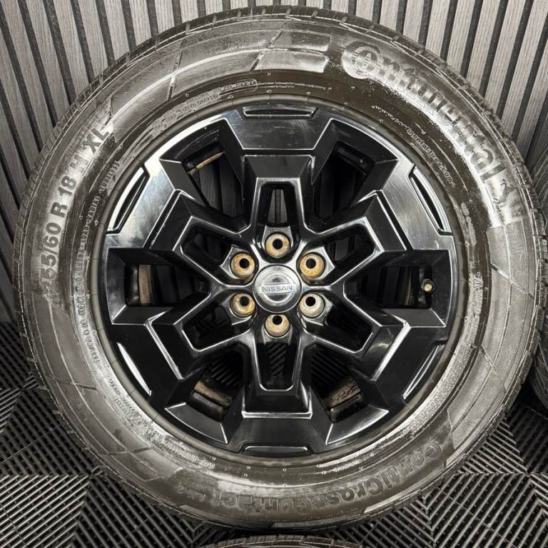18'' GENUINE NISSAN NAVARA D40 NP300 BLACK ALLOY WHEELS TYRES ALLOYS