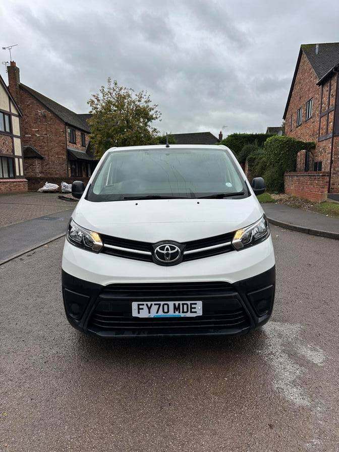Toyota ProAce Proace Active Panel Van Manual