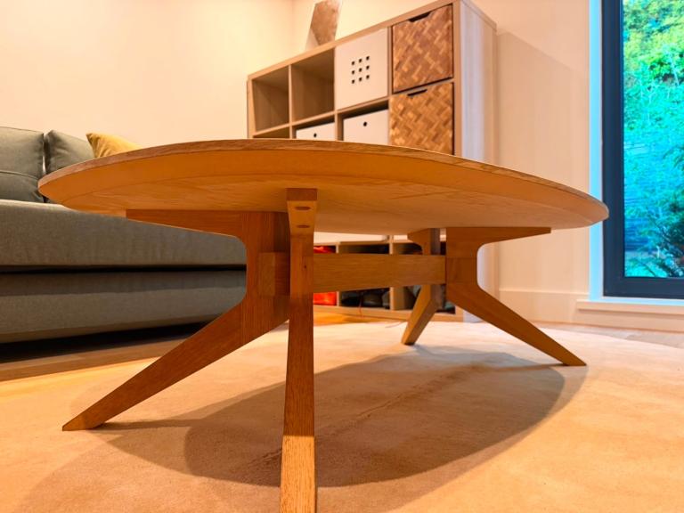 Case solid Oak oval coffee table