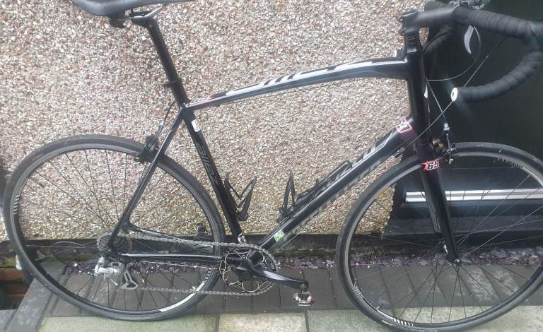 Specialized allez 61cm road bike