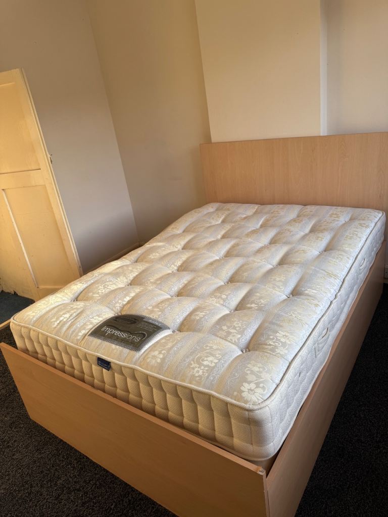 Double Room for Rent Uxbridge UB10