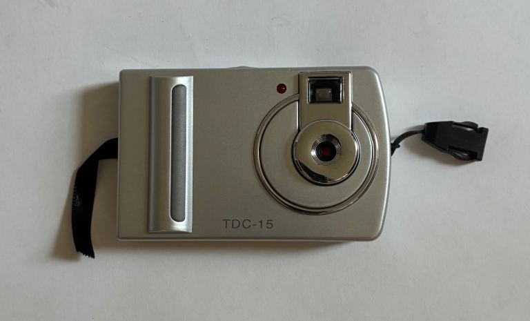 TDC-15 Non-Digital Camera with Tripod and Cable – As Good As New