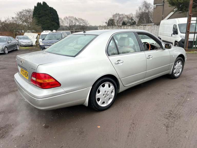 LEXUS LS 4.3 430 2002
