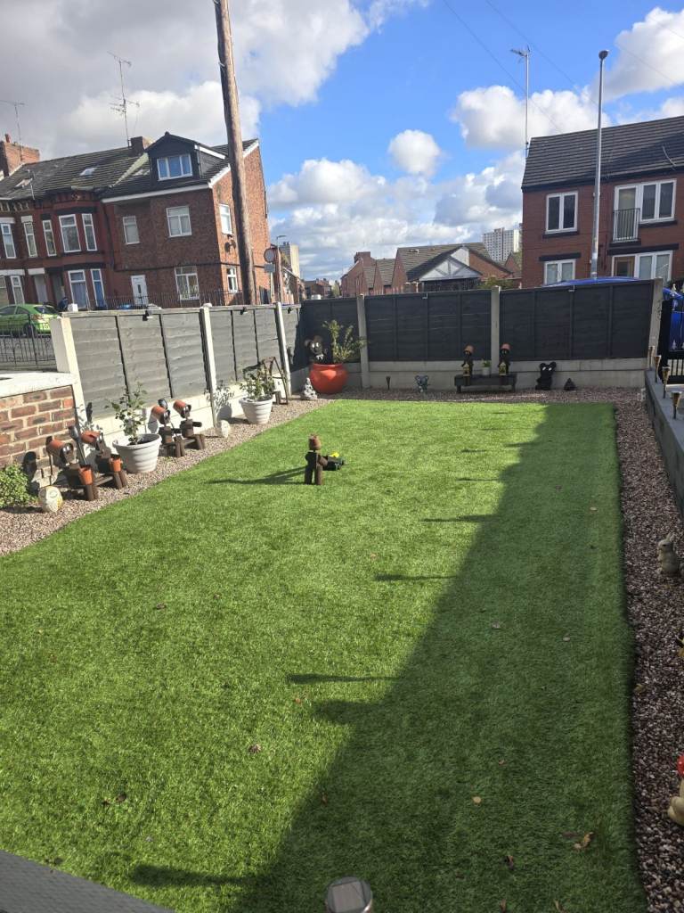 20mm/30mm/40mm/50mm Artificial Grass from Just £5.99. Trade Discounts Available.