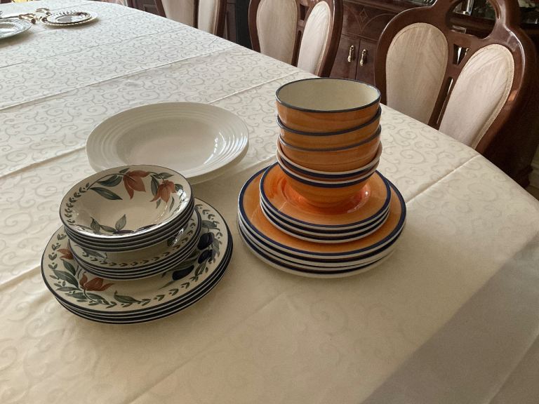 Free Crockery