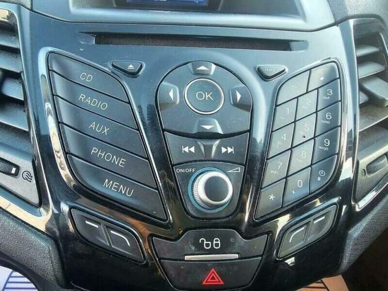 2015 Ford Fiesta 1.25 Zetec Euro 6 3dr HATCHBACK Petrol Manual