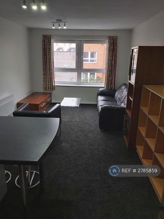 2 bedroom flat in Crown Station Place, Liverpool, L7 (2 bed) (#2785859)