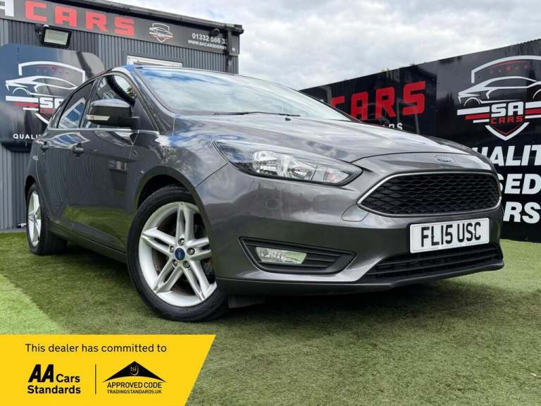 2015 Ford Focus 1.6 Zetec Hatchback 5dr Petrol Powershift Euro 6 (125 ps) HATCHBACK Petrol Automatic