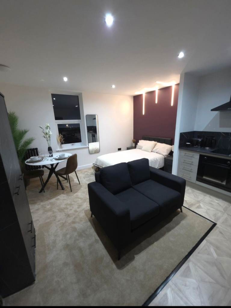 🔥 BRAND NEW LUXURY 12-BED HMO – SELF-CONTAINED STUDIO'S & DOUBLES