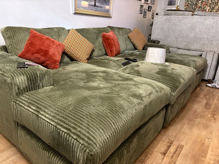 Sofa 5 months old