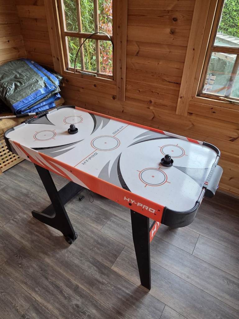 Hy-pro 4ft Air hockey table